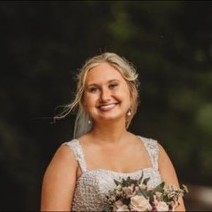 Meet your Posher, Josie